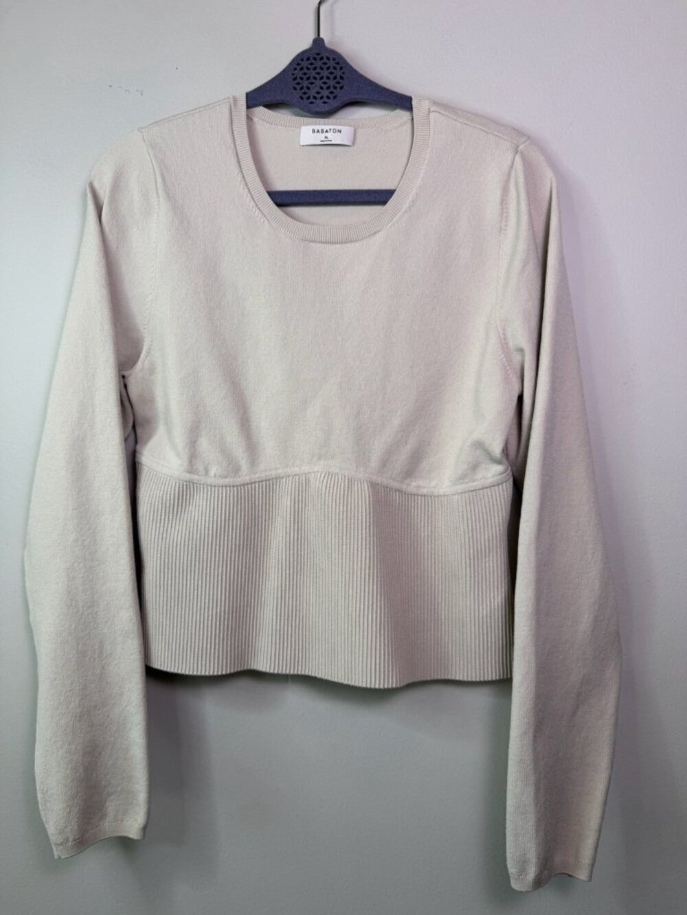 Aritzia Babaton Cream Long Sleeve Contour Rib Sculpt Knit Top Size XL